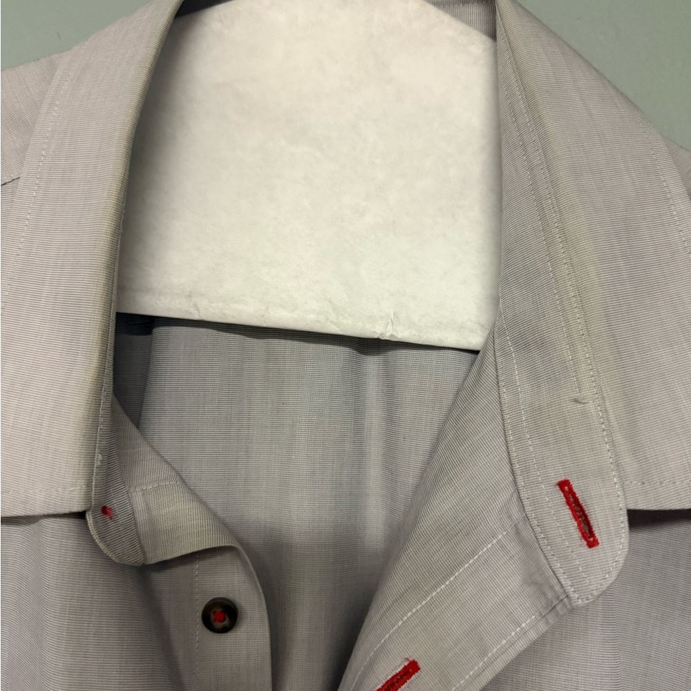 UNTUCKit Men's Light Gray Long-Sleeve Button-Up Shirt 2XL - Picture 2 of 5